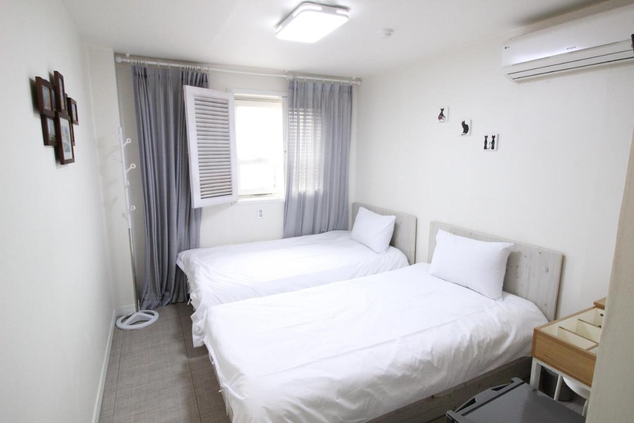 Hotel Golden Park Myeongdong Seoul Exterior photo